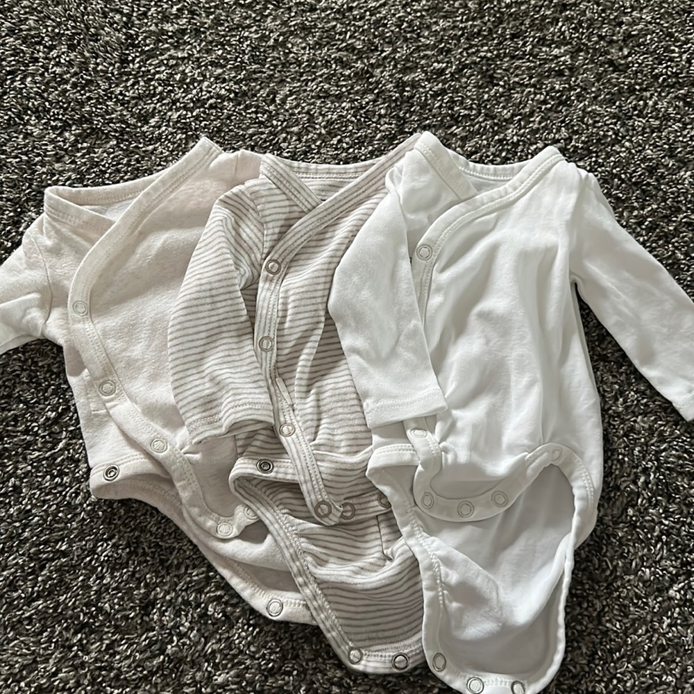 Lightly warn premie h&m onesies